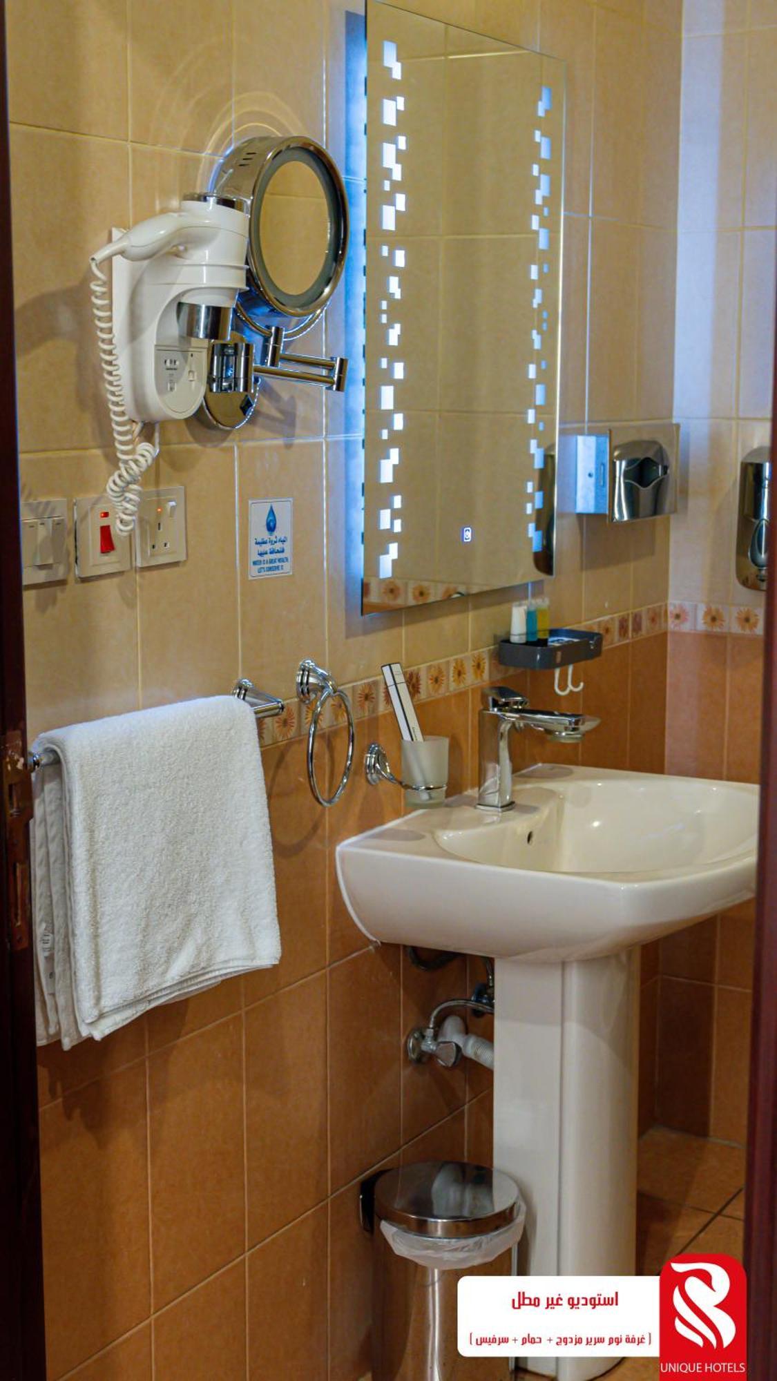 Al Andalus Tolen Hotel Джеда Екстериор снимка